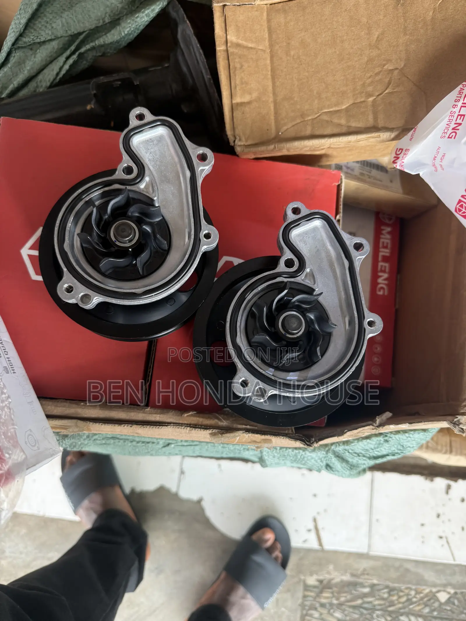 Water Pump for Honda CRV/Acura and Accord