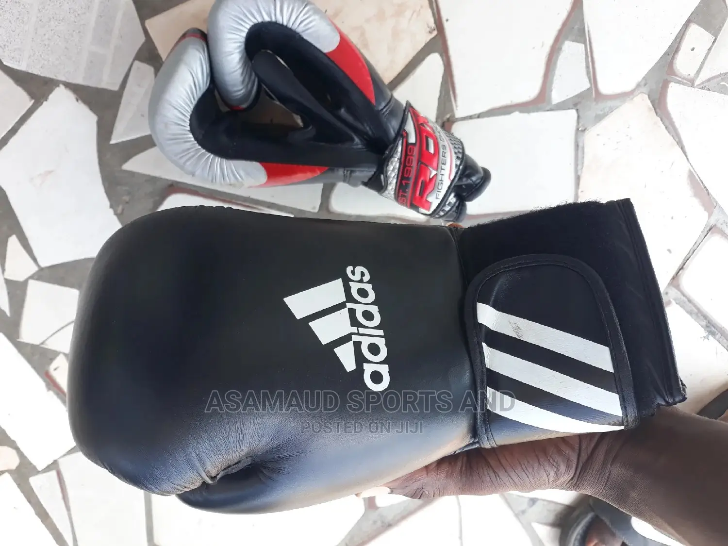 Original Boxing Gloves at Cool Price