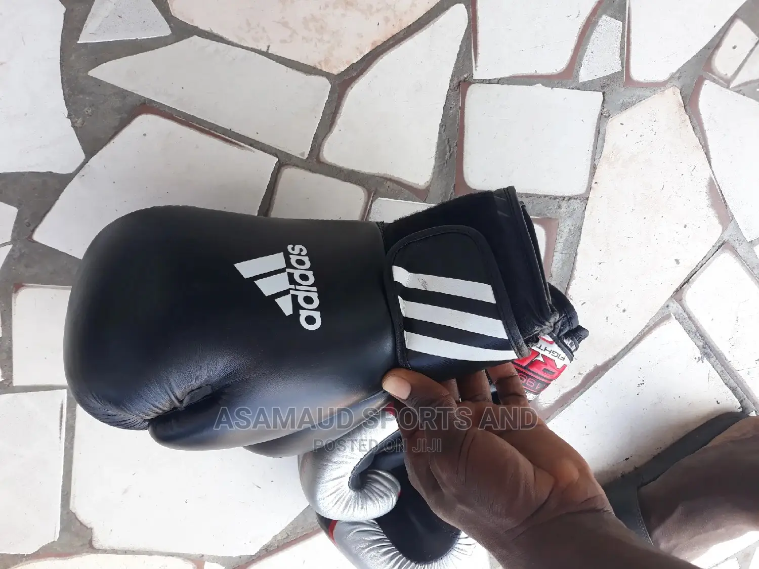 Original Boxing Gloves at Cool Price