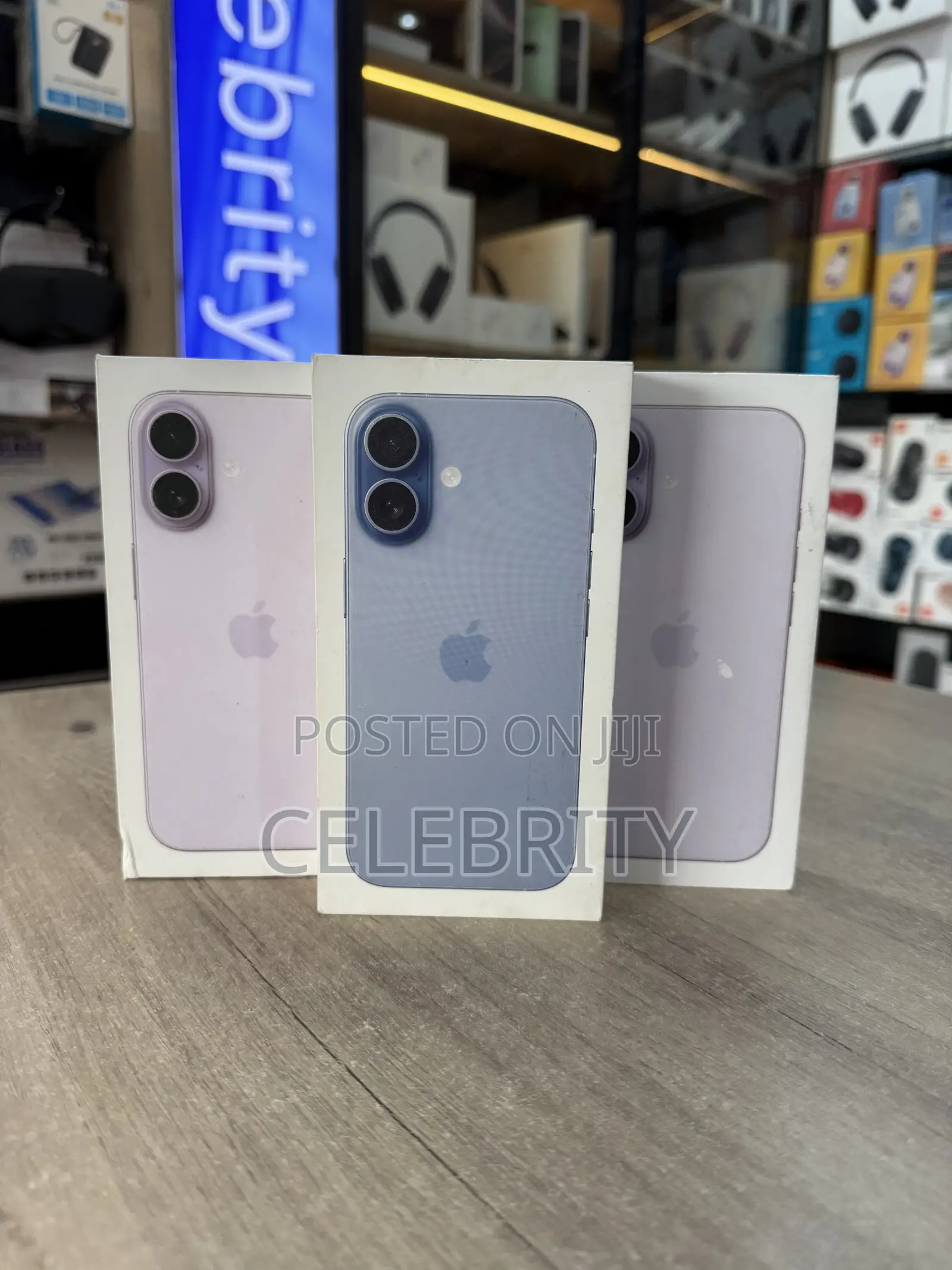 New Apple iPhone 17 256 GB Blue