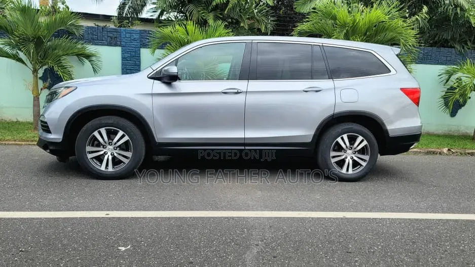 Honda Pilot EX 4dr SUV 4WD (3.5L 6cyl 5A) 2017 Gray