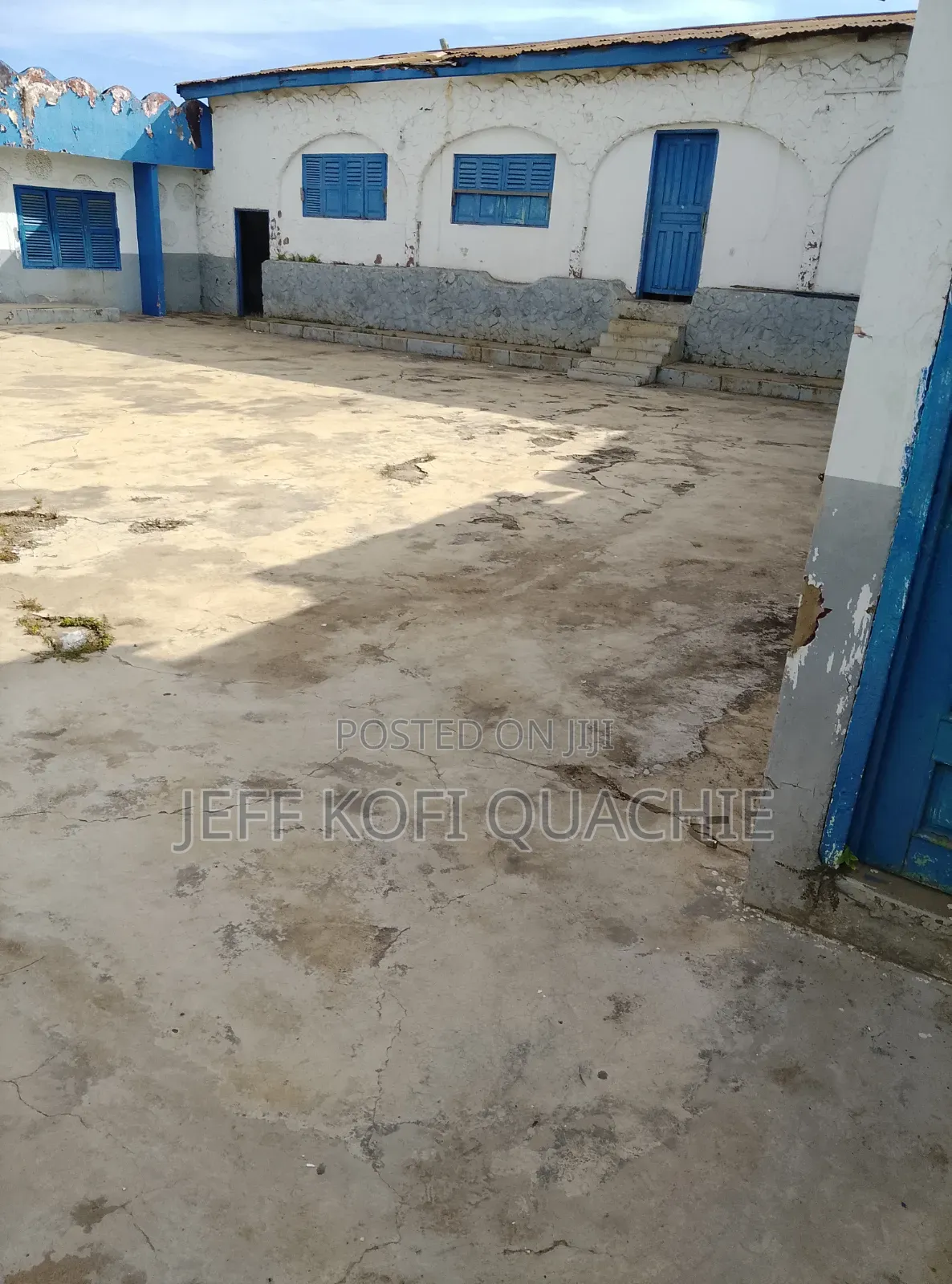 6bdrm Apartment in Quachie Estate, Special School Area for rent