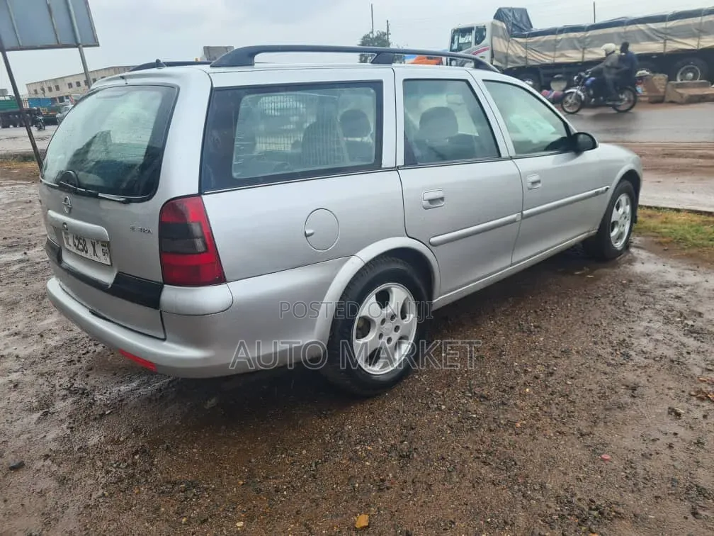 Opel Astra 1.4 2000 Silver