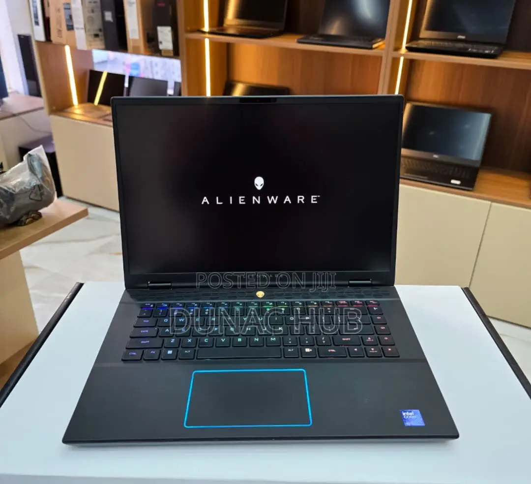 Laptop Alienware M16 R2 16GB Intel Core Ultra 7 SSD 1T