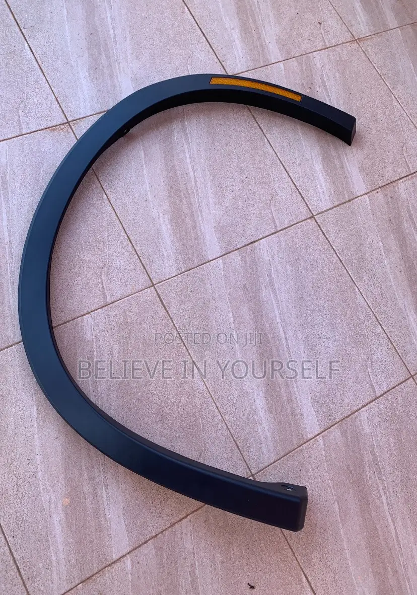 Mitsubishi Outlander 2022 2023 2024 2025 Fender Moulding