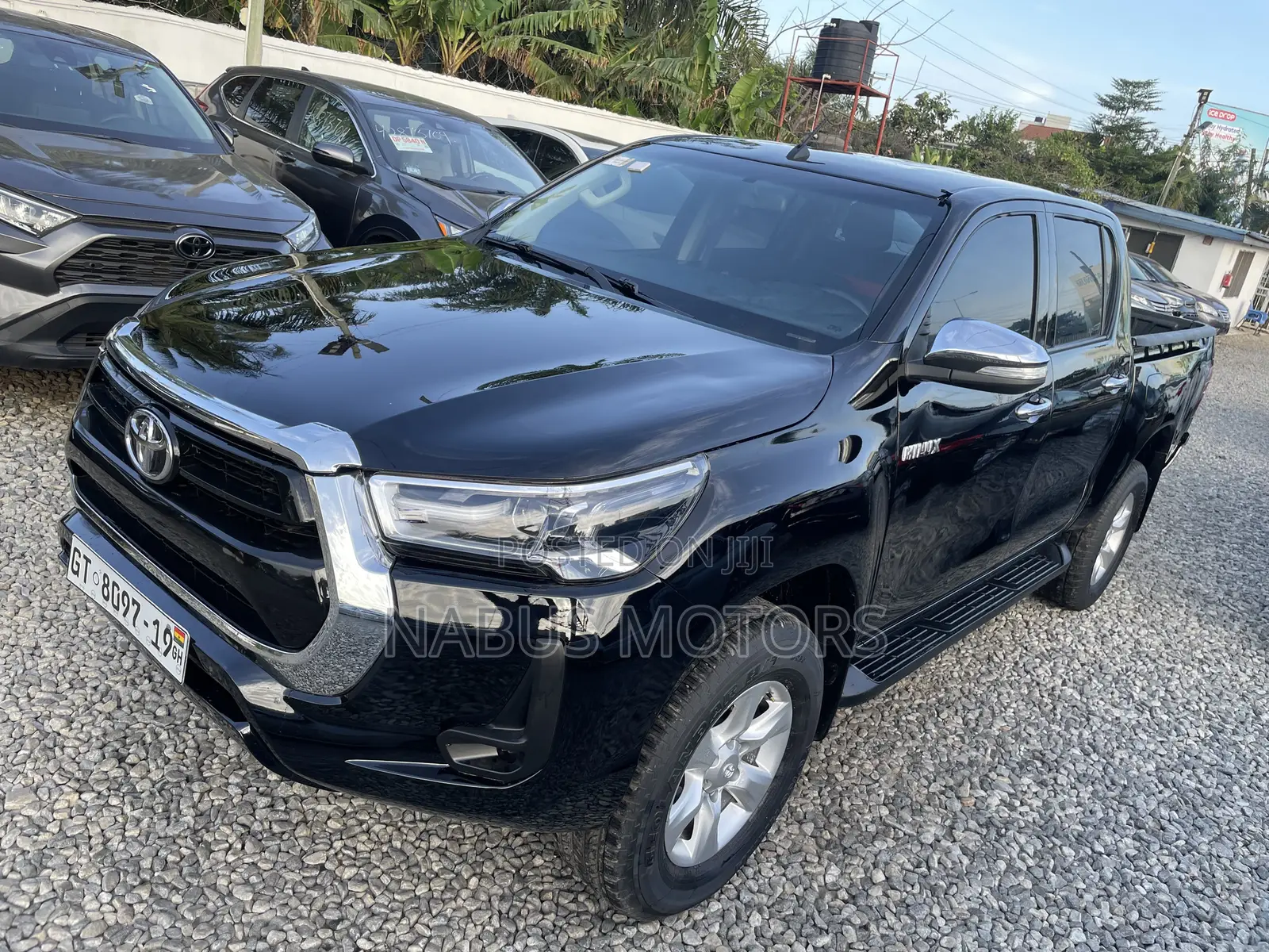Toyota Hilux Rugged 4x4 2019 Black