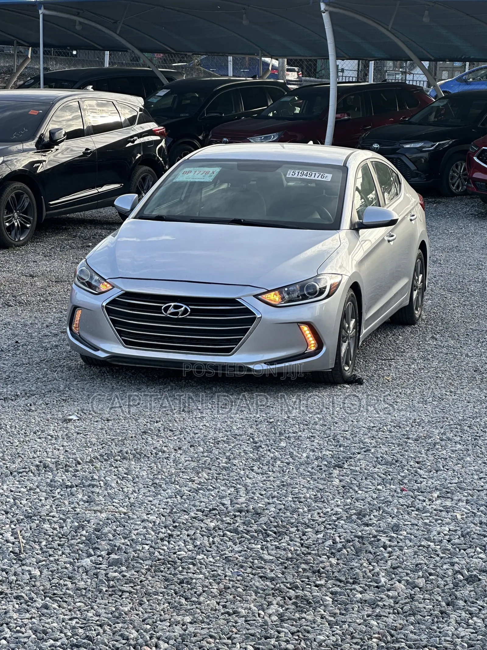 Hyundai Elantra 2017 Silver