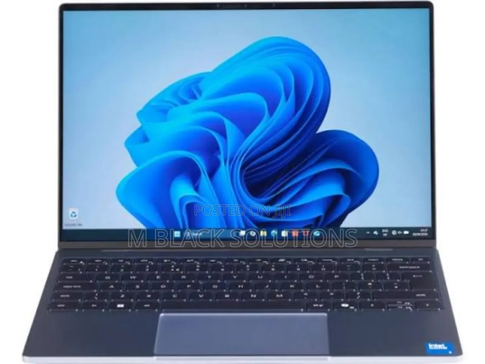 New Laptop Dell XPS 13 8GB Intel Core 5 SSD 512GB