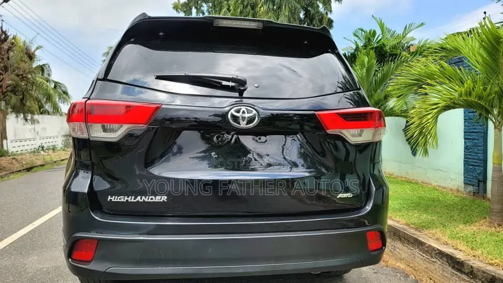 Toyota Highlander XLE 2019 Black
