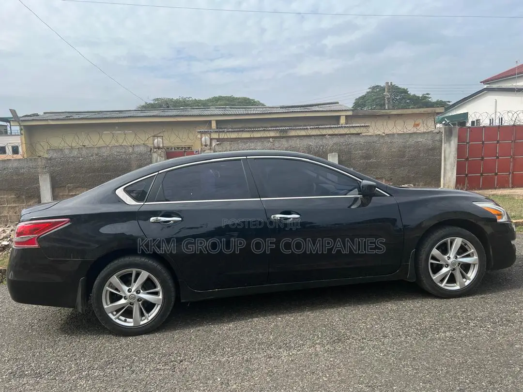 Nissan Altima 2014 Black