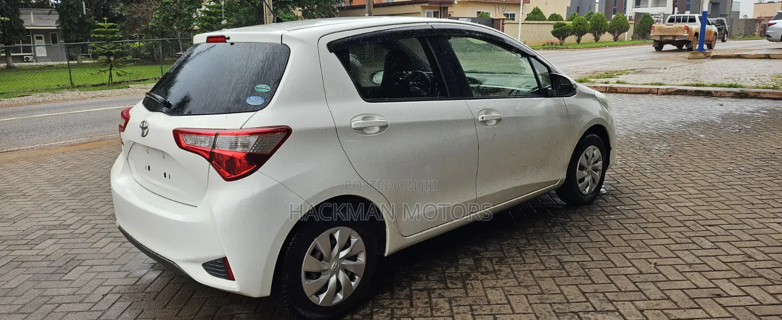 Toyota Vitz 2018 White