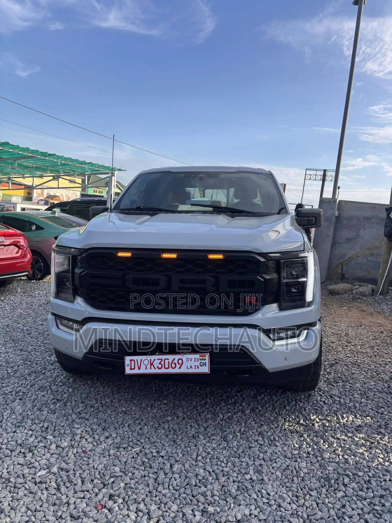 Ford F-150 XLT 2023 Silver