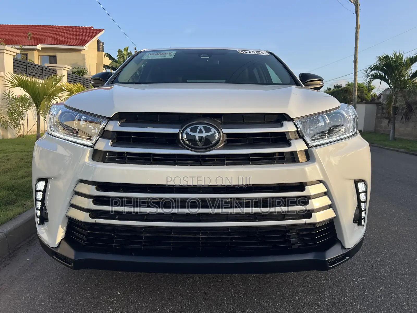 Toyota Highlander LE Plus 2019 White