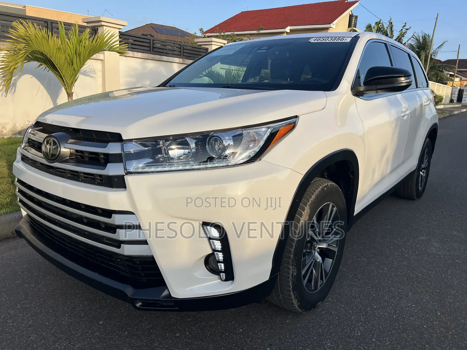 Toyota Highlander LE Plus 2019 White