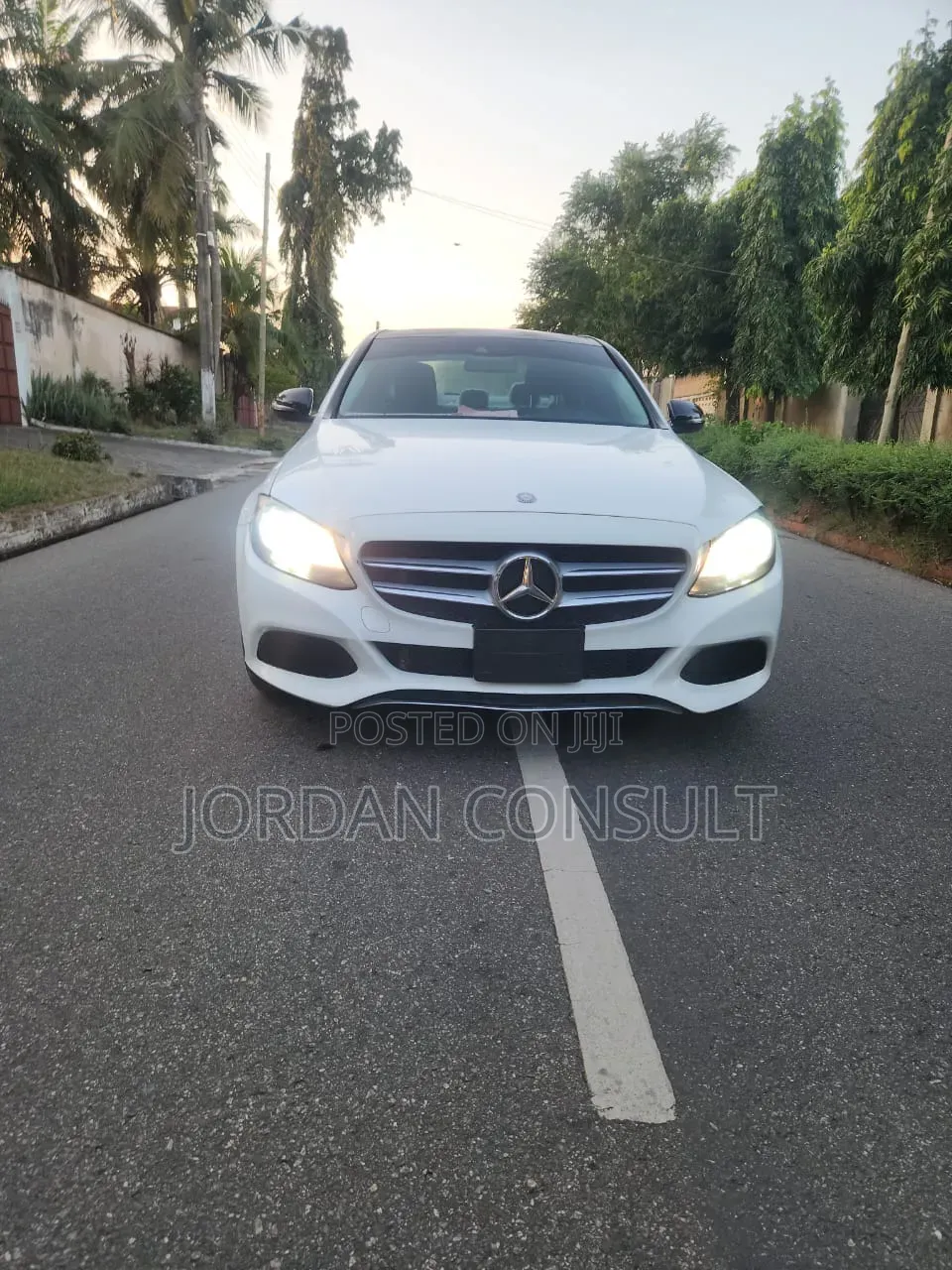 Mercedes-Benz C300 2017 White