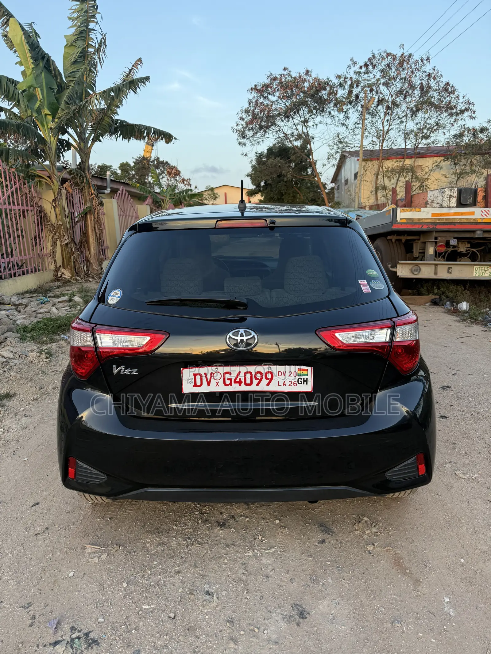 Toyota Vitz 2017 Black