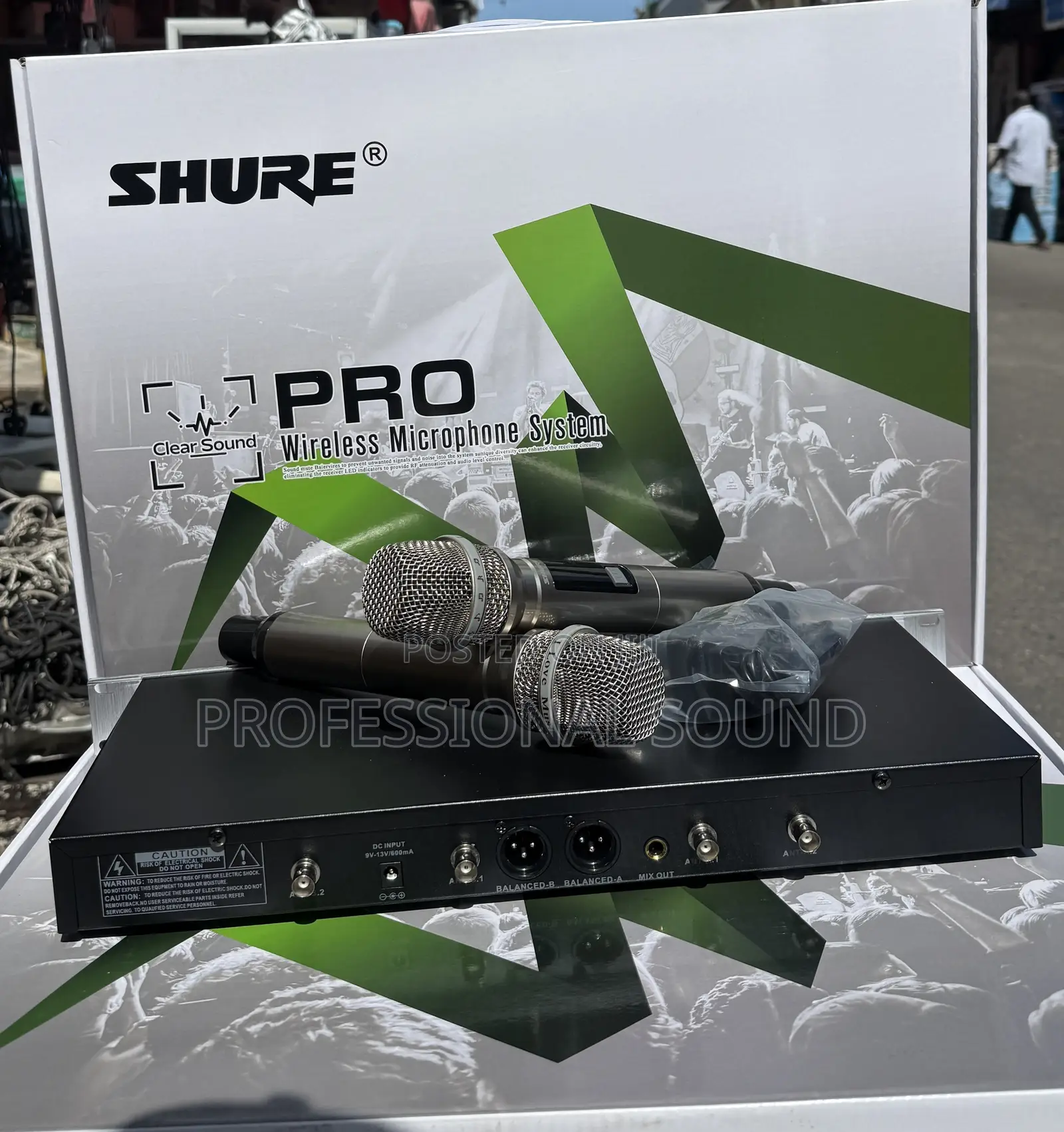 Shure BS-480 Professional Wireless Microphone System