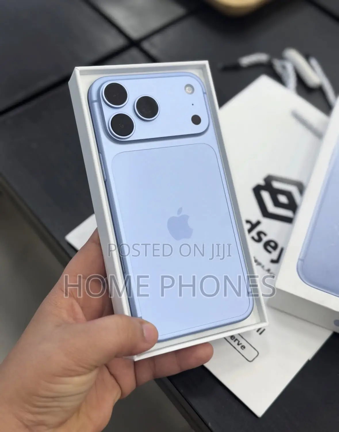 New Apple iPhone 18 Pro Max 256 GB Blue