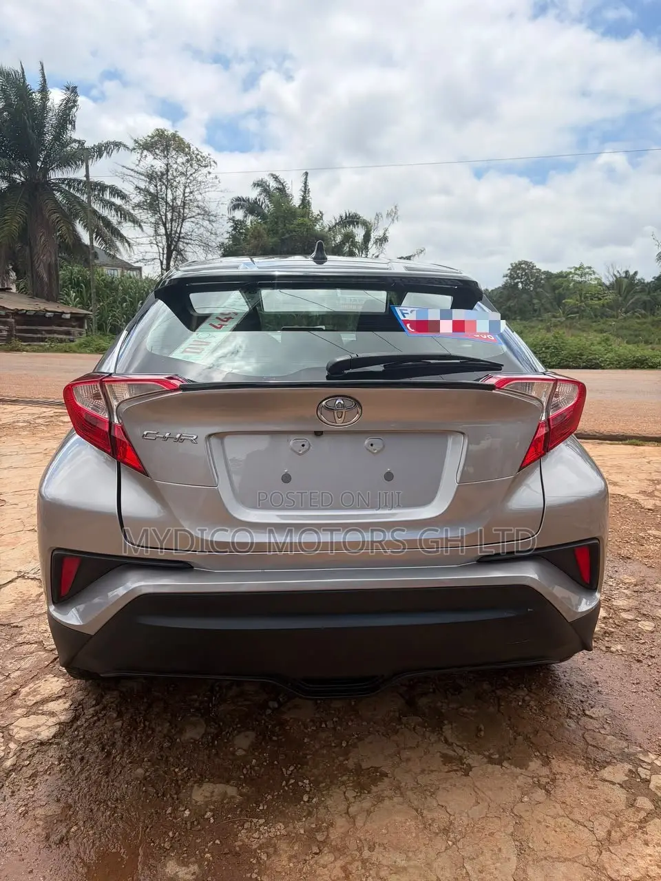 Toyota C-HR LE FWD 2019 Silver