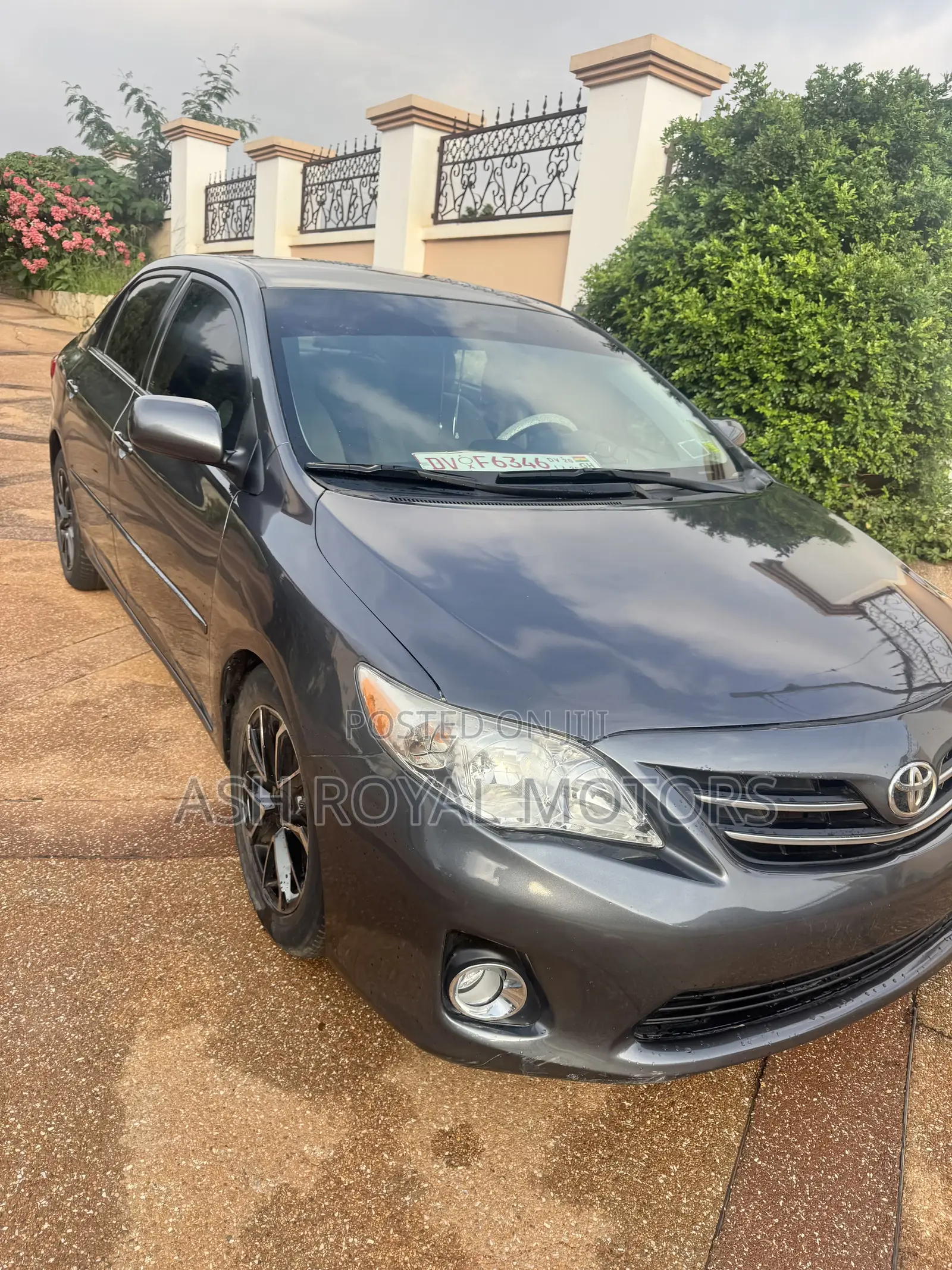 Toyota Corolla 2013 Gray