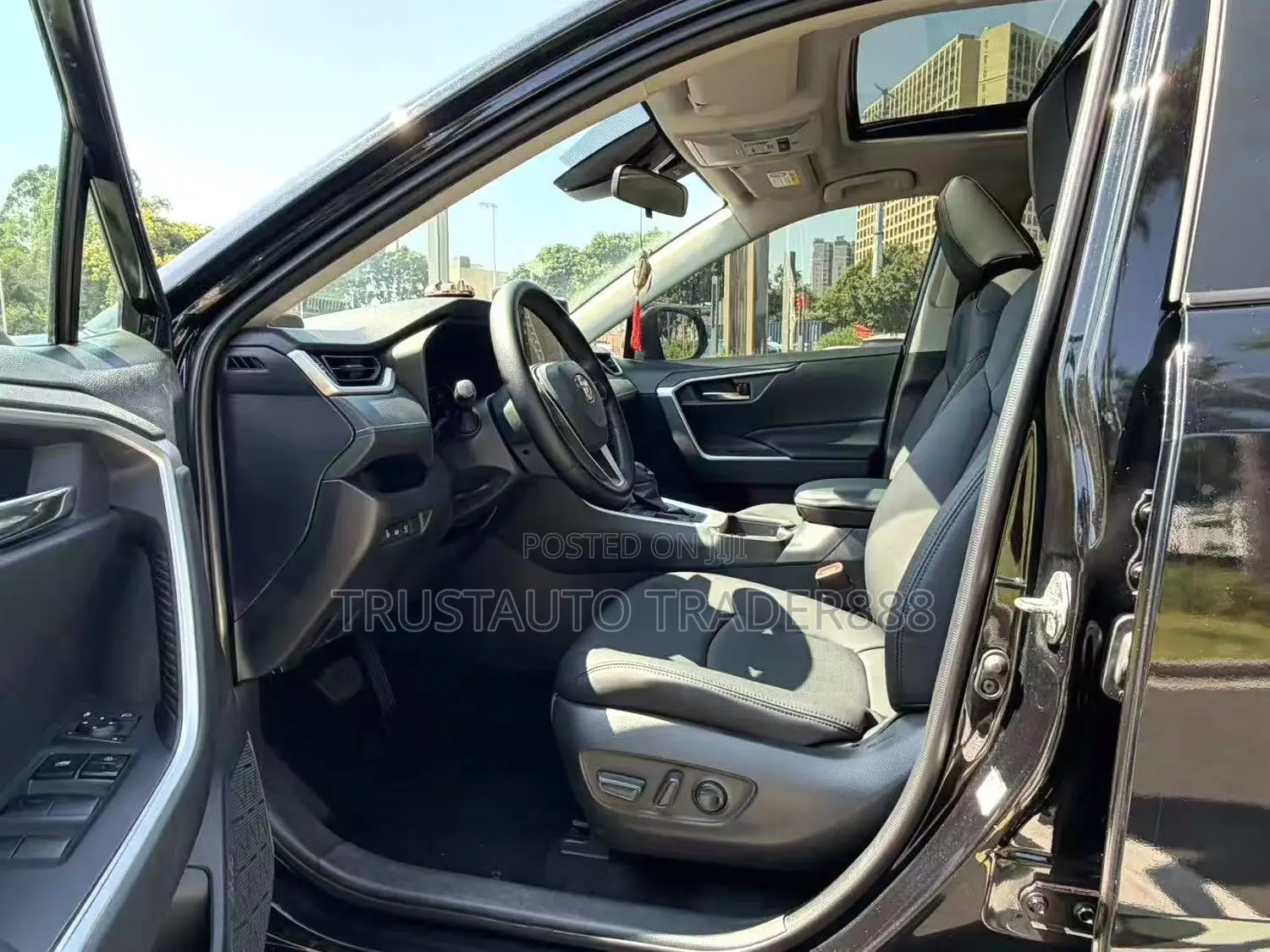 Toyota RAV4 2021 Black