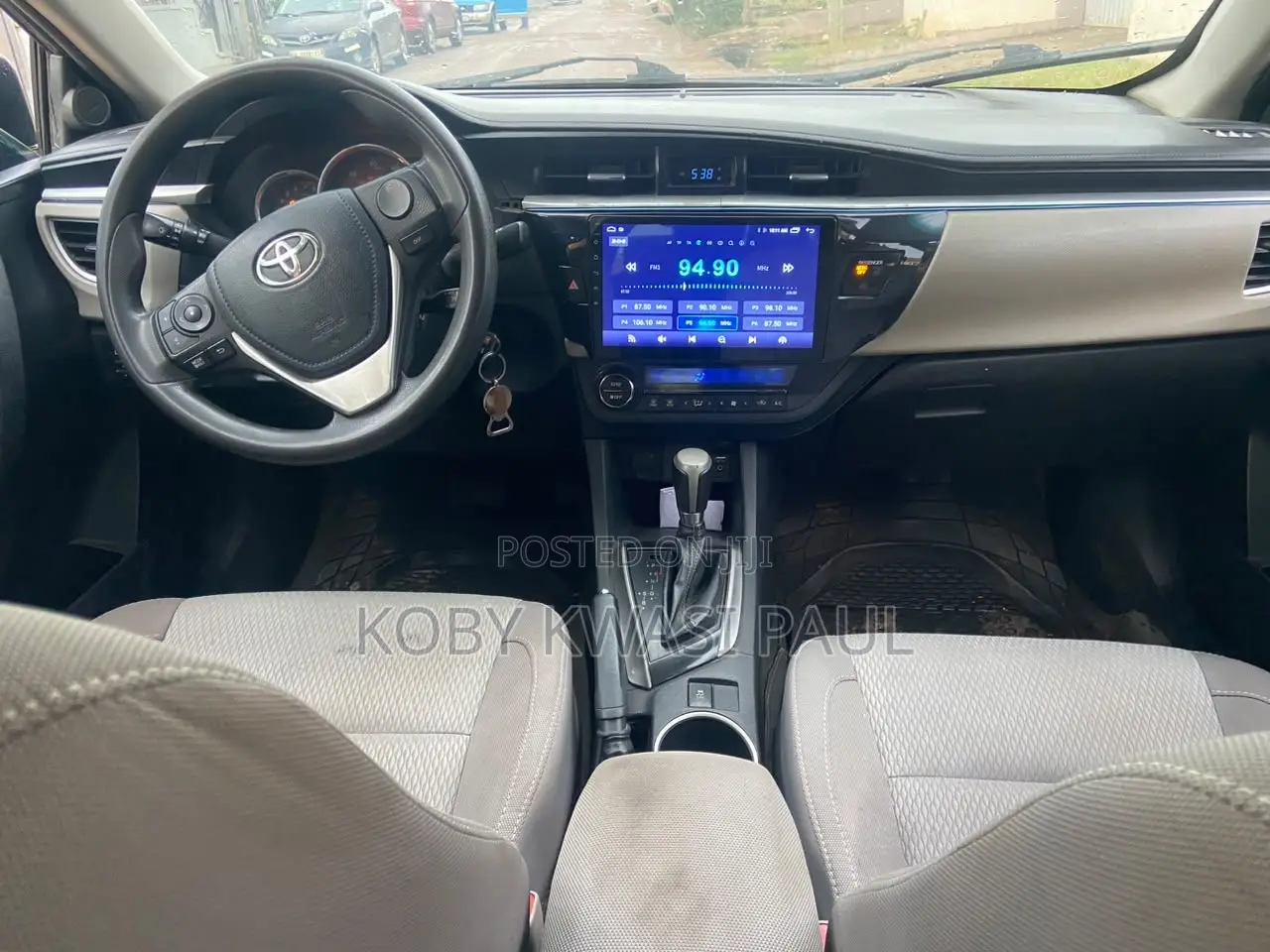 Toyota Corolla L 4dr Sedan (1.8L 4cyl Manual) 2016 Gray