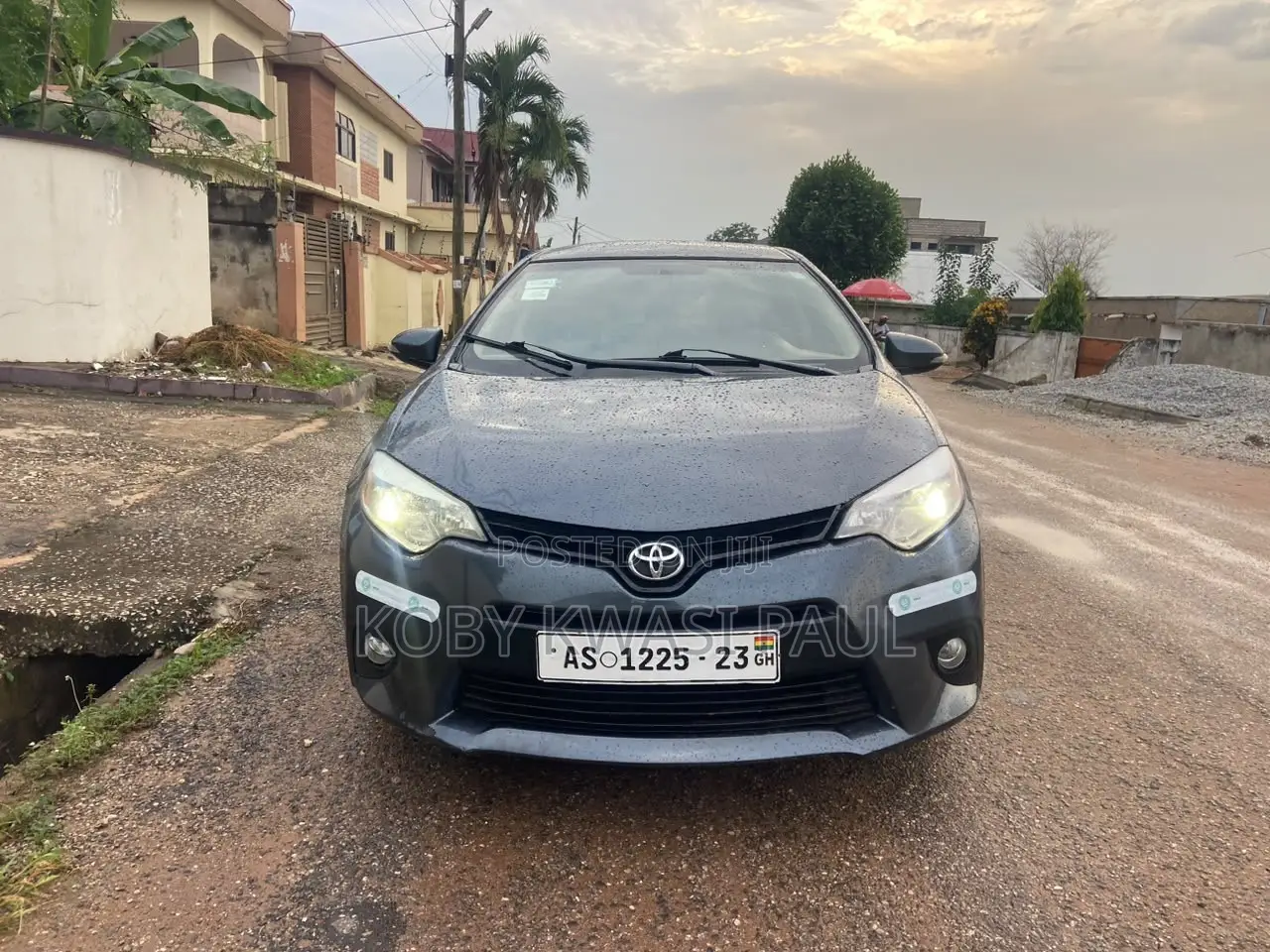 Toyota Corolla L 4dr Sedan (1.8L 4cyl Manual) 2016 Gray
