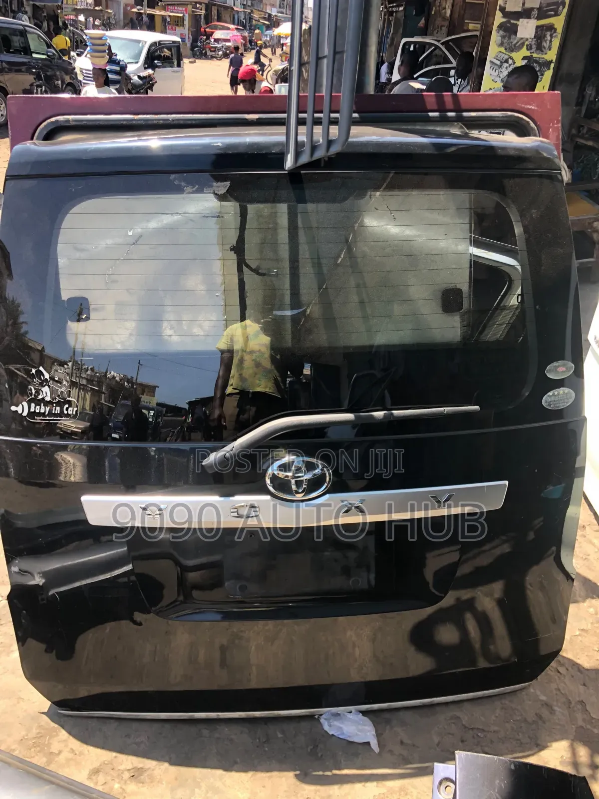  Toyota Voxy 2012 Boot – Premium | Foreign Used