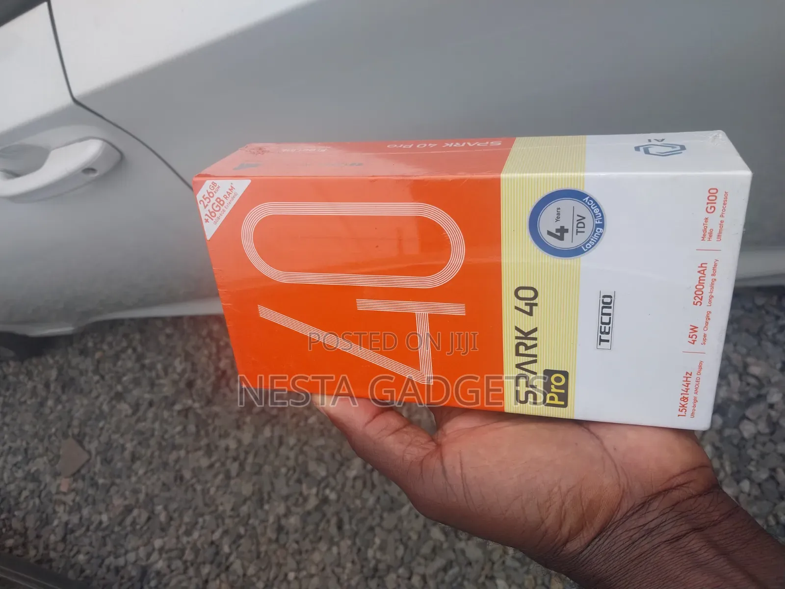 New Tecno Spark 40 Pro 256 GB Silver