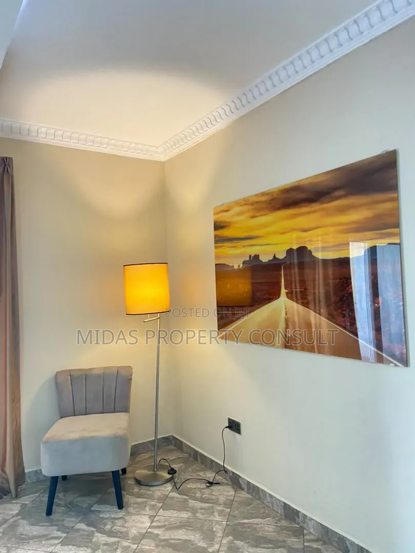 Furnished 2bdrm Apartment in Accra Mall Area for rent