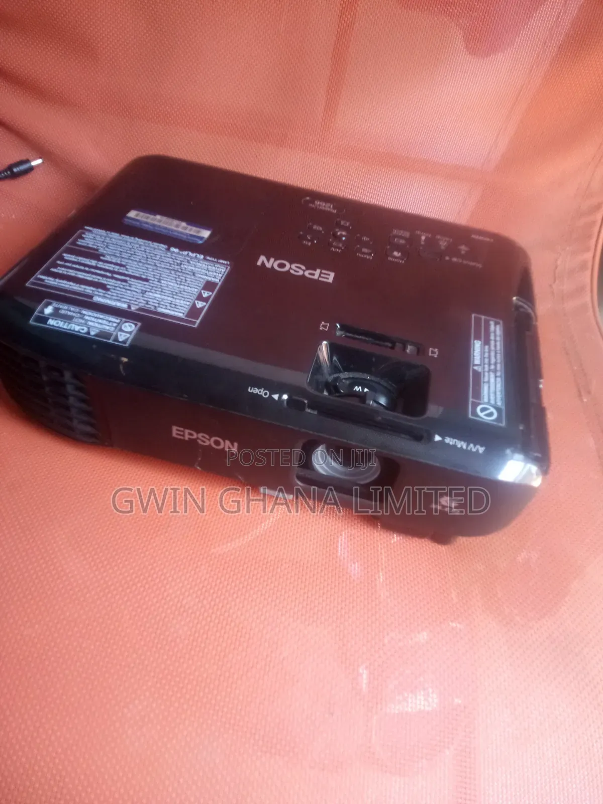 Epson PowerLite 1266 3600-Lumen WXGA 3LCD Projector