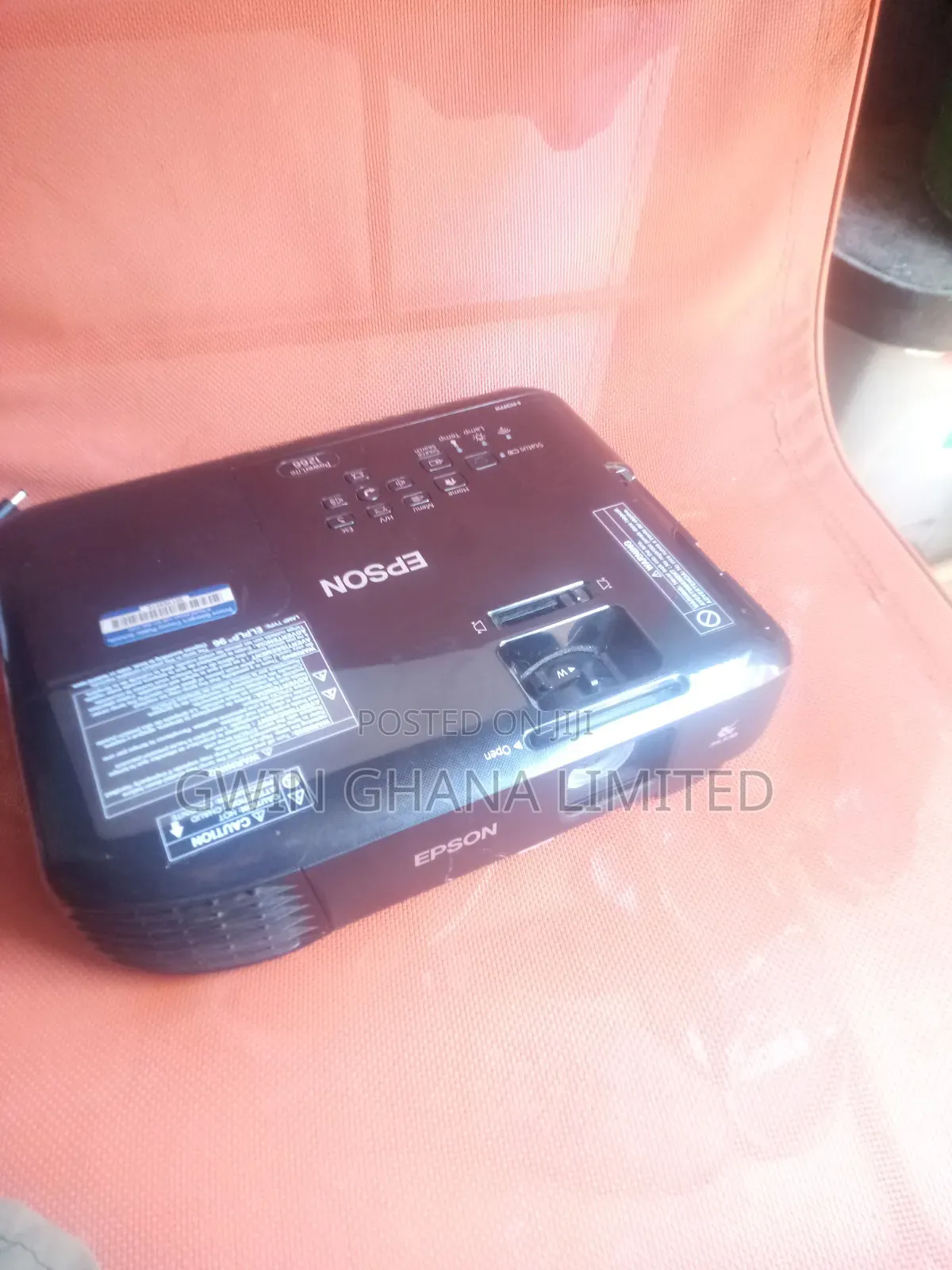 Epson PowerLite 1266 3600-Lumen WXGA 3LCD Projector