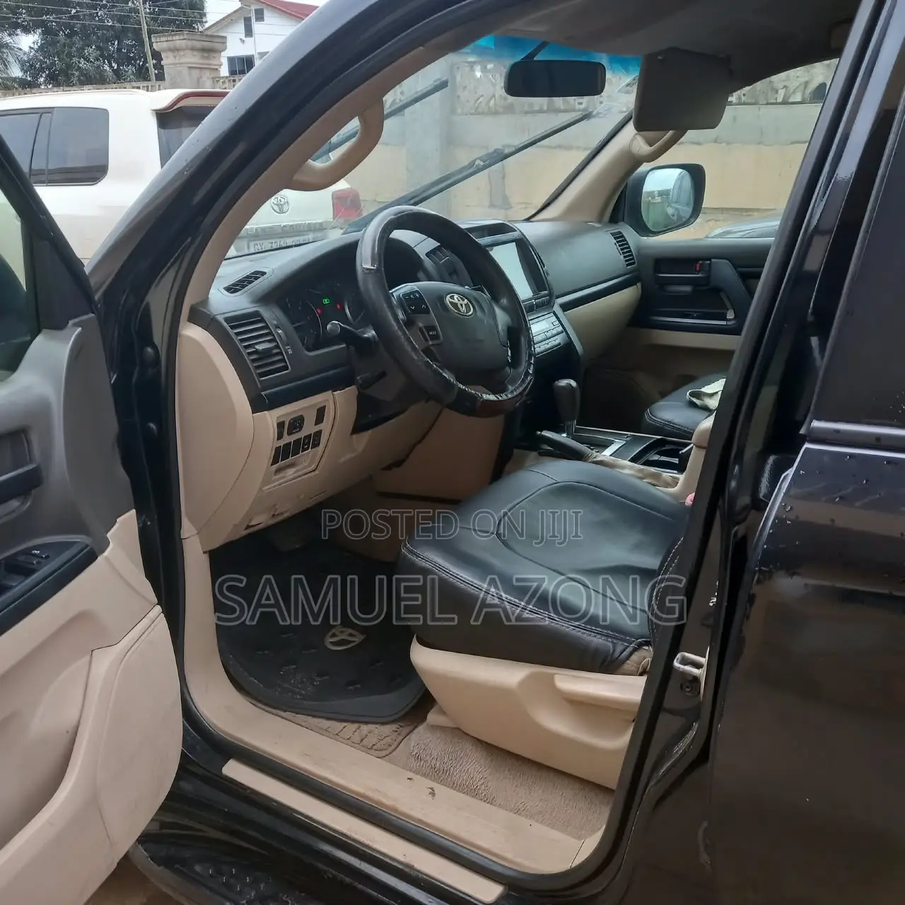 Toyota Land Cruiser 4.5 V8 GX-R 2012 Black