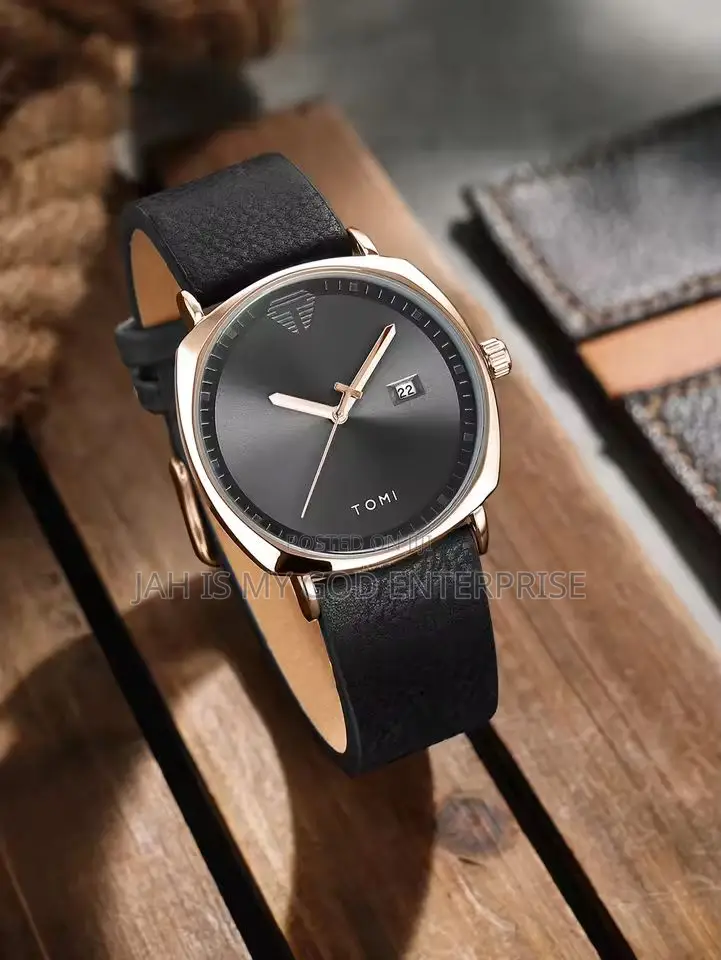 Tomi Men's Minimalist Calendar Leather Casual Quartz Watch