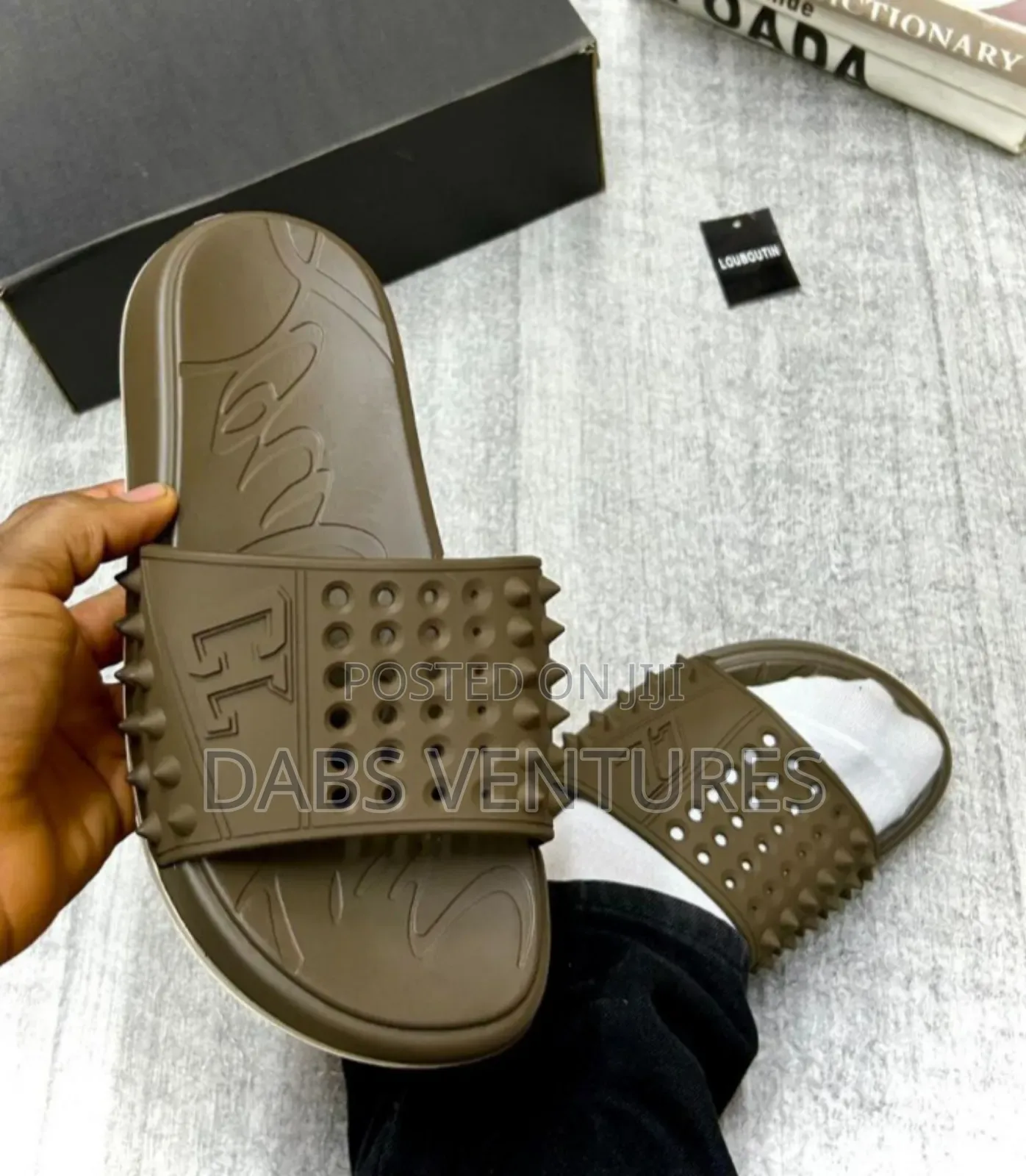 Classic Men Slippers Available 40-45