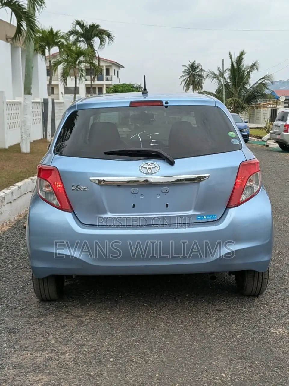 Toyota Vitz 1.3 FWD 5dr 2013