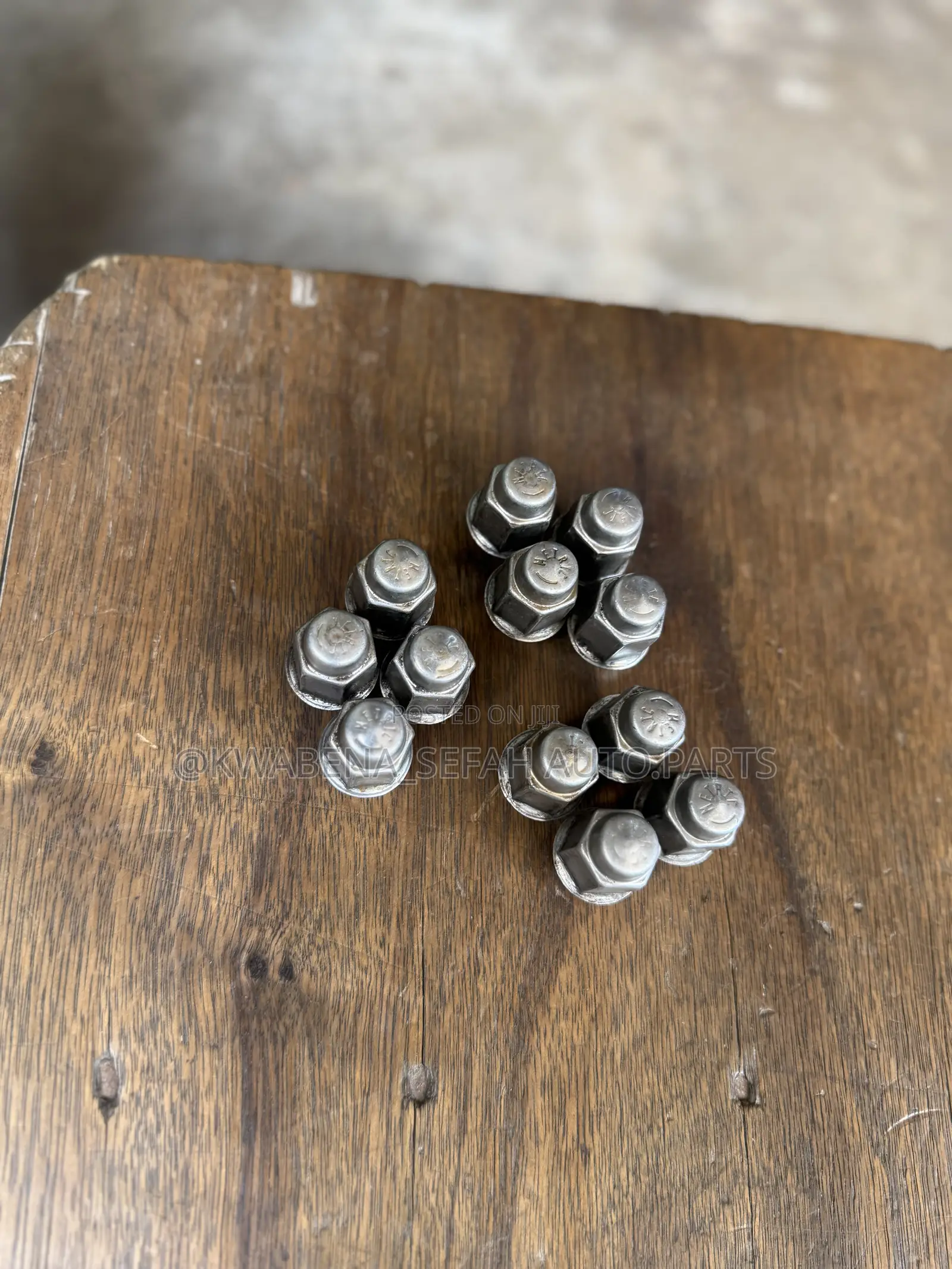 Original Car Wheel Nut Available for All Cars