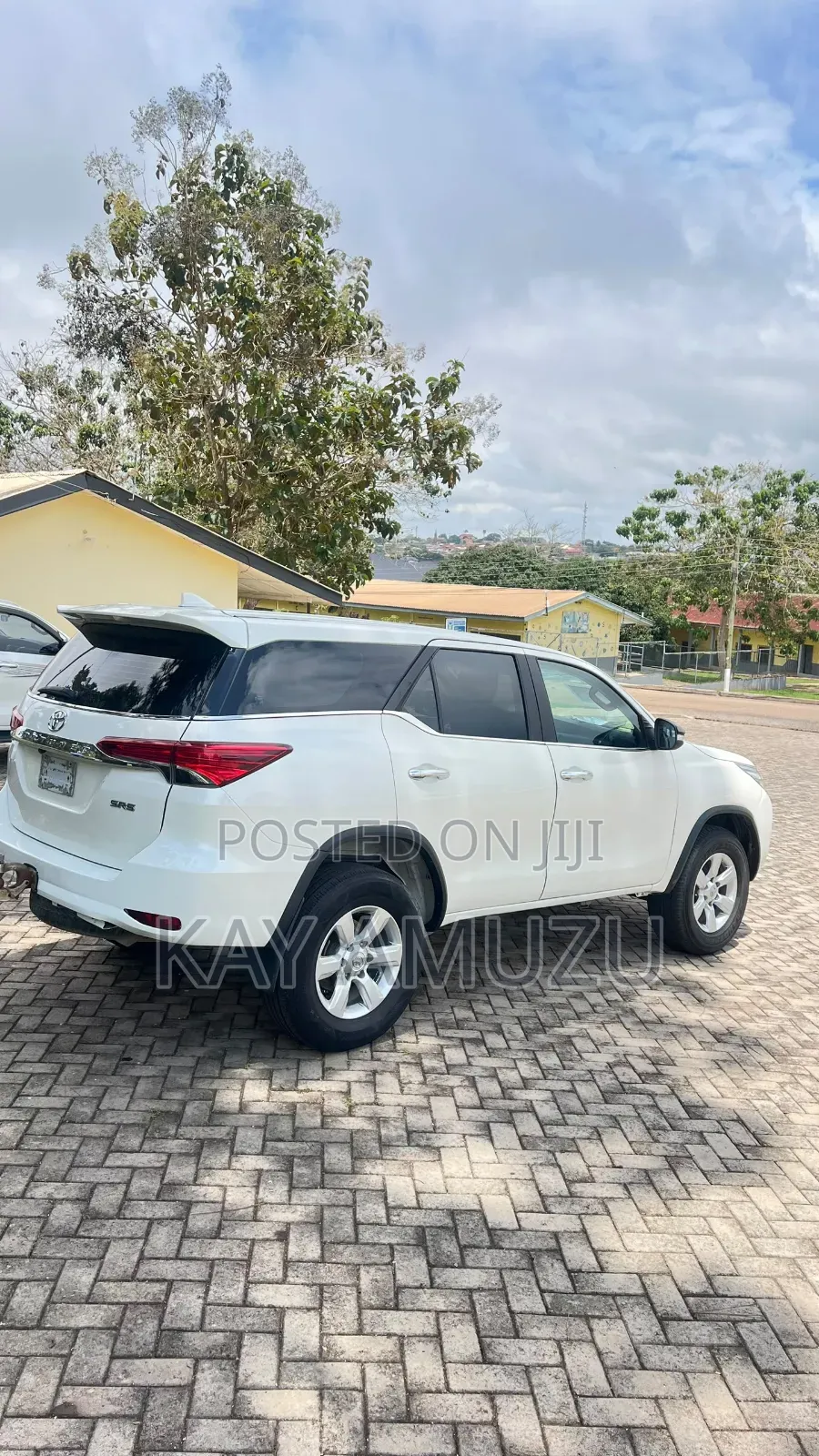 Toyota Fortuner 2.7 AWD 2019 White