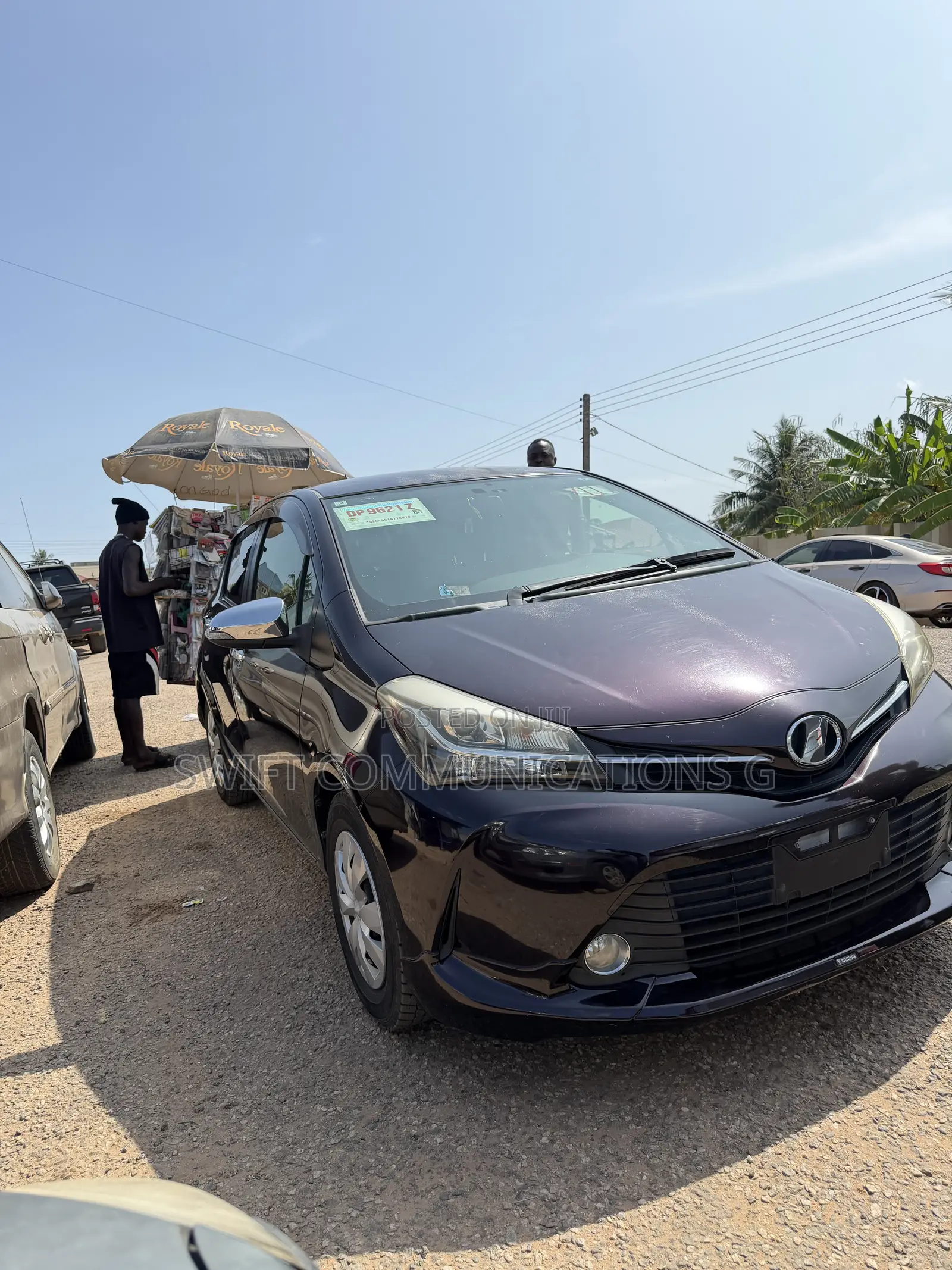 Toyota Vitz 1.3 FWD 5dr 2015 Purple