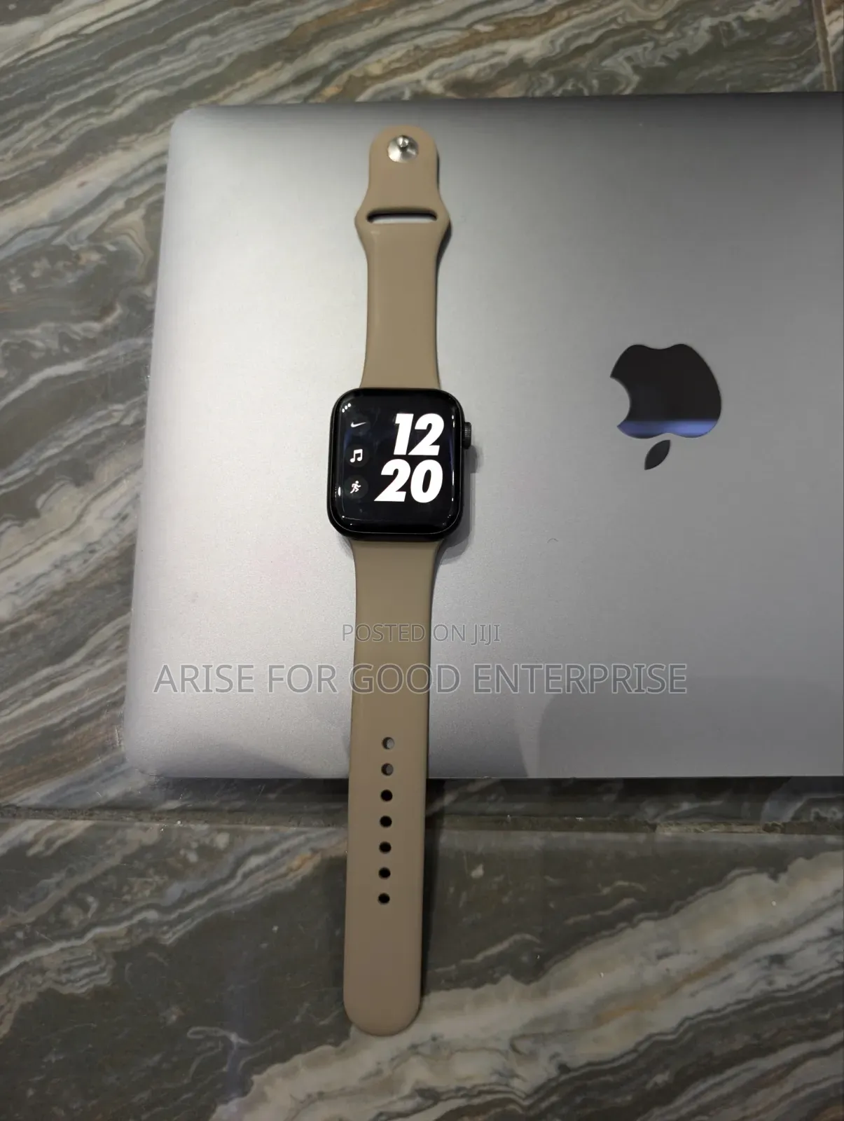 Apple Watch Series 6 44MM