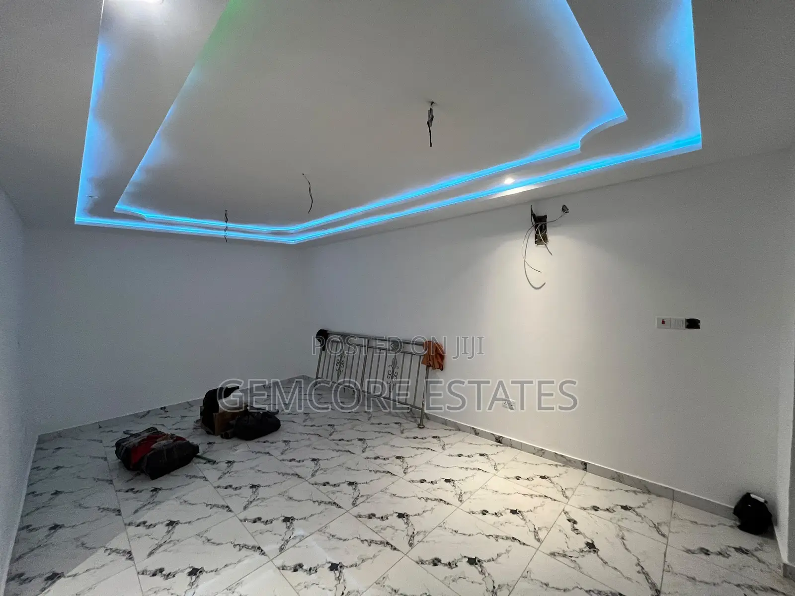 1bdrm Apartment in School Junction, Ashaley Botwe for rent