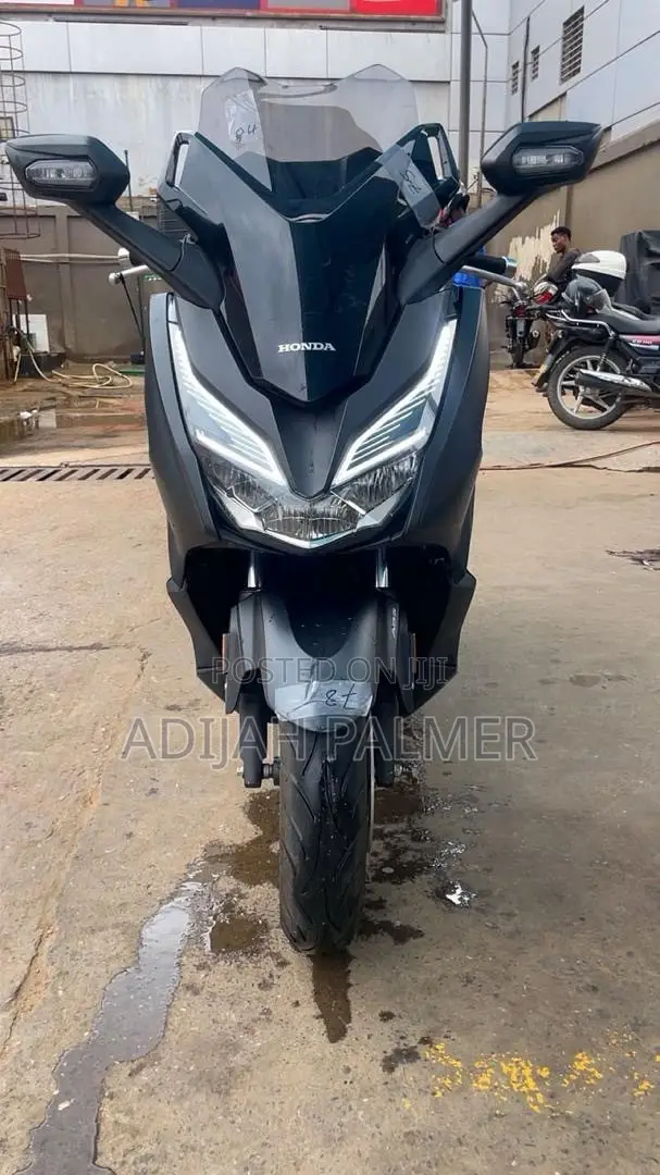 Honda Forza 2025 Silver