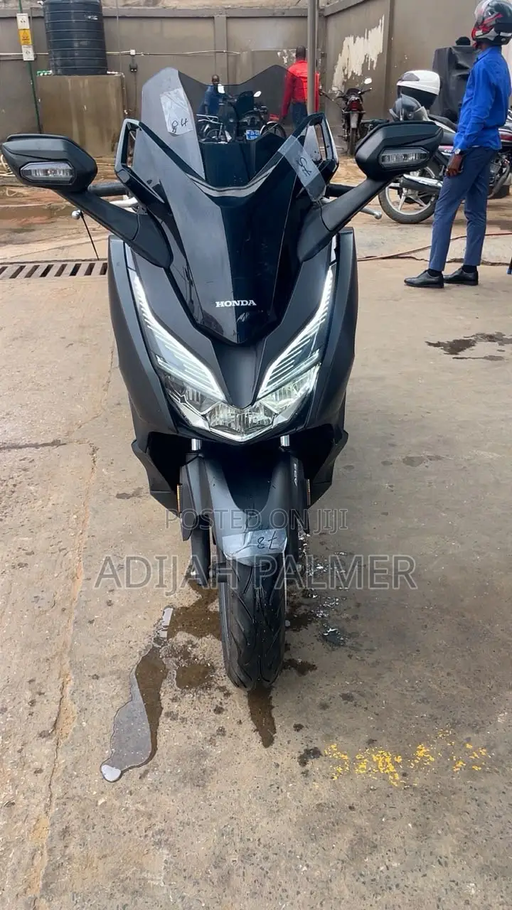Honda Forza 2025 Silver