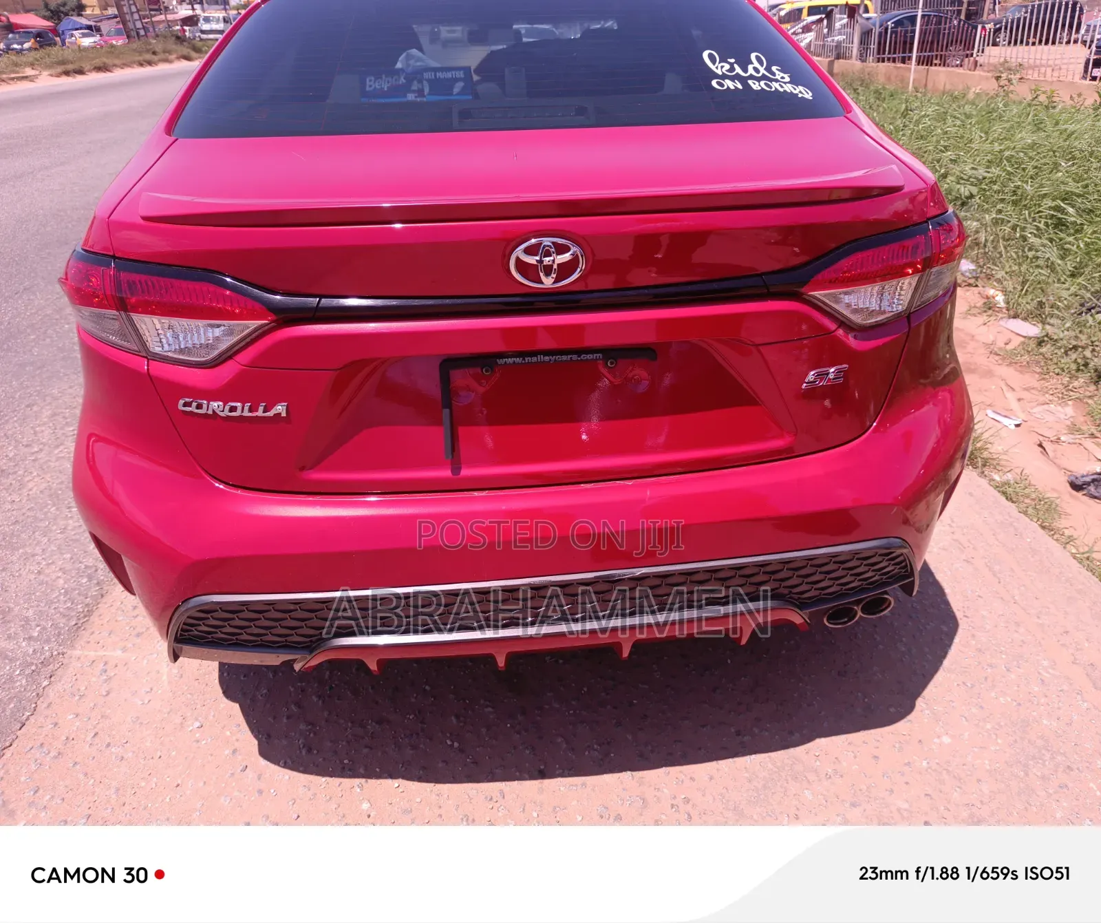 Toyota Corolla LE 2021 Red
