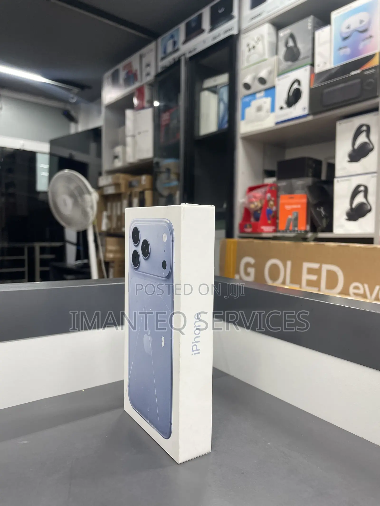 New Apple iPhone 18 Pro Max 1 TB Blue
