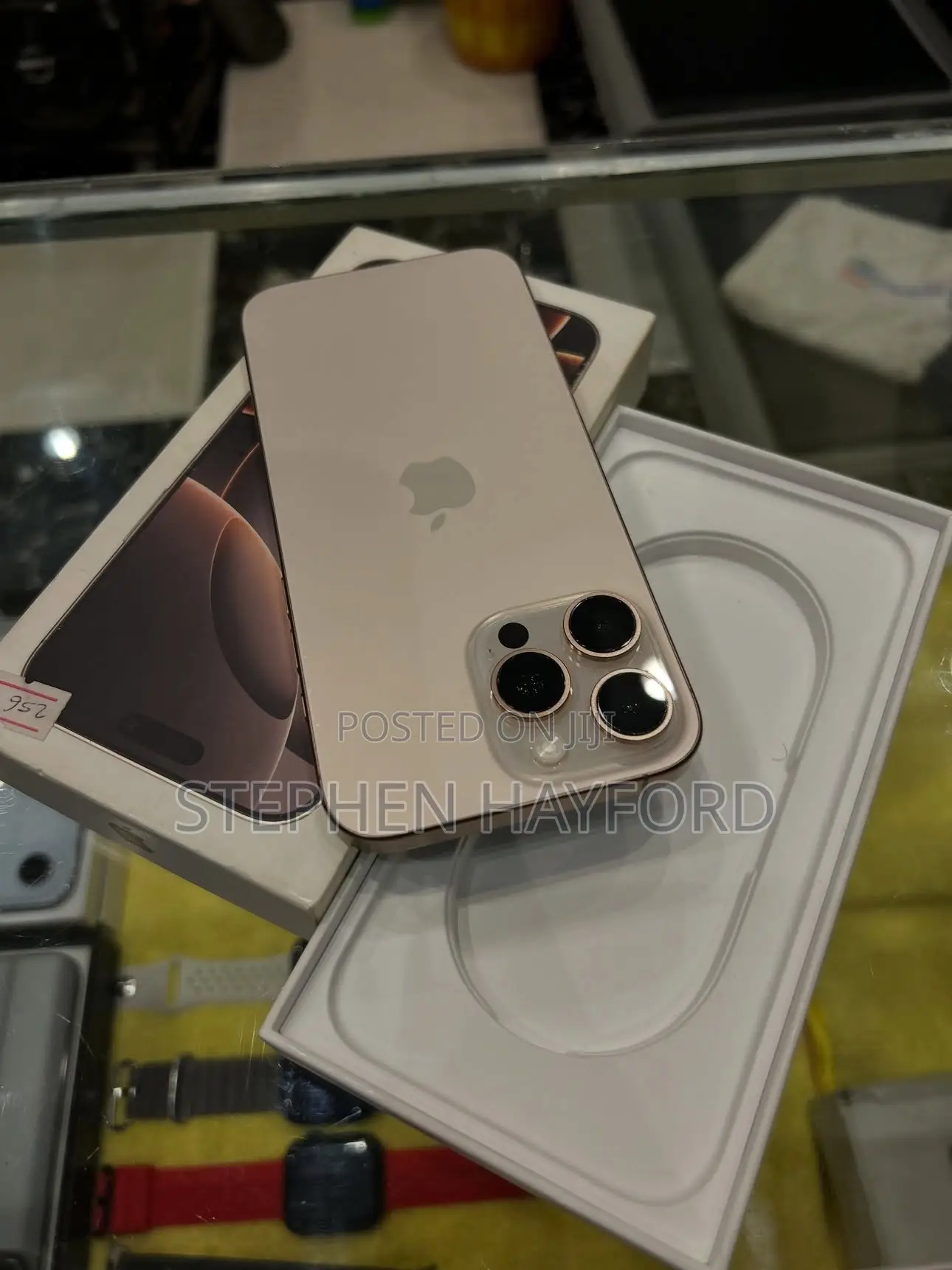 Apple iPhone 16 Pro Max 256 GB Gold