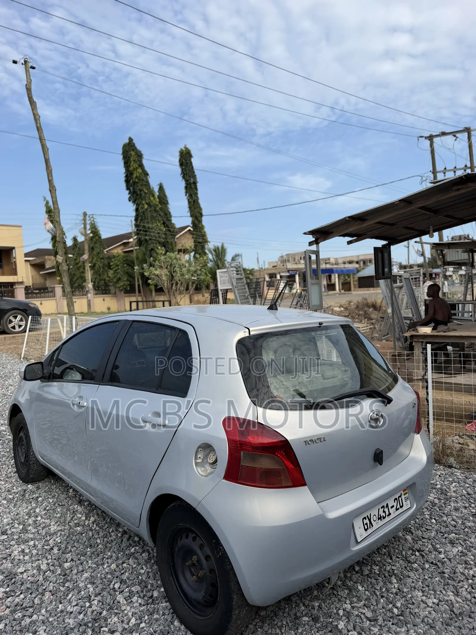 Toyota Vitz 1.0 FWD 3dr 2010 Silver