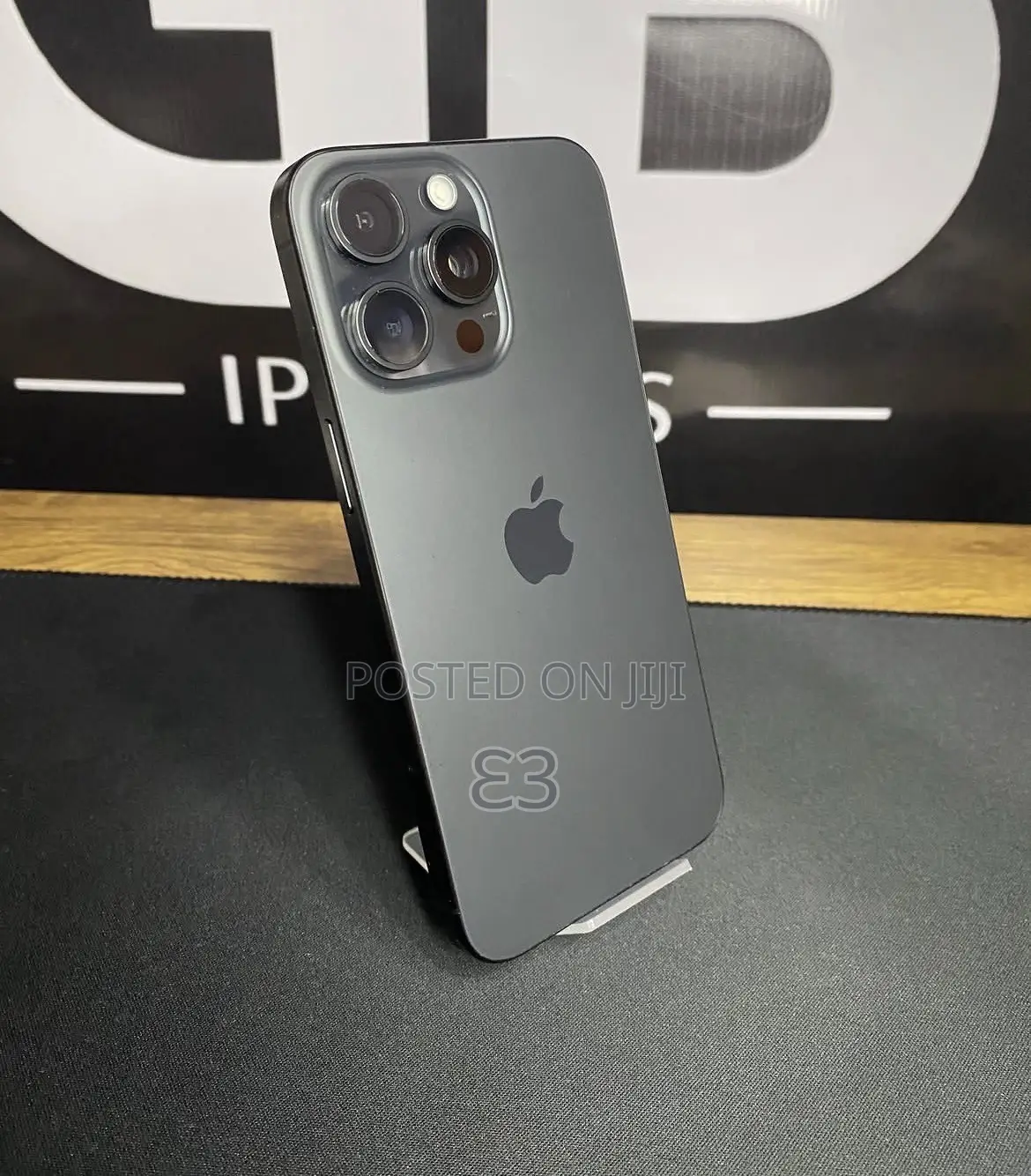 New Apple iPhone 16 Pro Max 256 GB Black