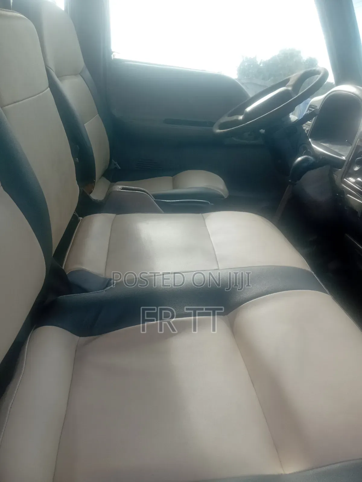 Kia Bongo 2010 White