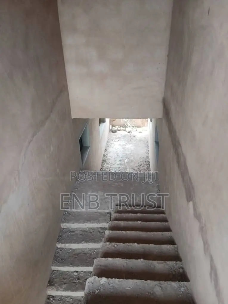 11bdrm Apartment in Kasoa, Nyanyano for sale